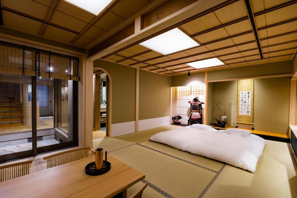 Ishibekoji Muan Review