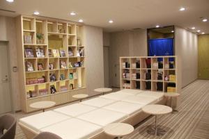 JR Inn Sapporo Station South Exit - Rooms and Amenities