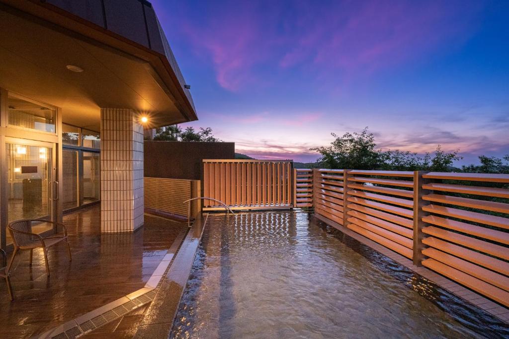KAMENOI HOTEL Toba Review
