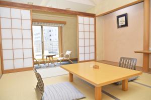 Kansuitei Kozeniya - Accommodations and Room Types
