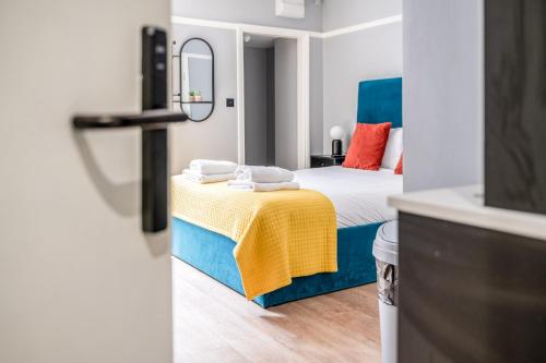 Kensington Rooms - Warwick Road - Prime Location