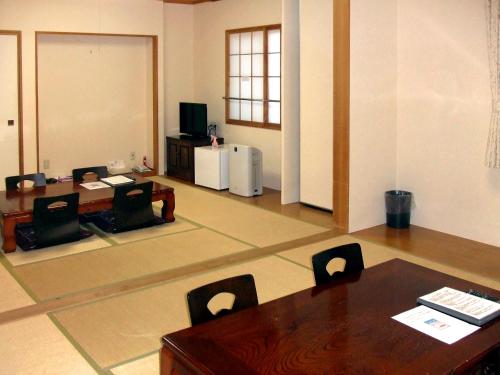 Kobushi No Yu Atsuma - Amenities and Facilities