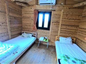 Koinami - Room Options and Features