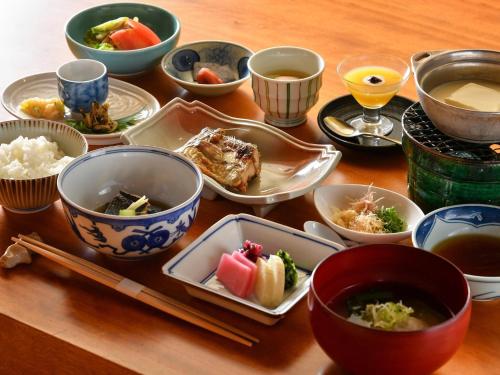 Kuriya Yasohachi - Guest Ratings and Reviews