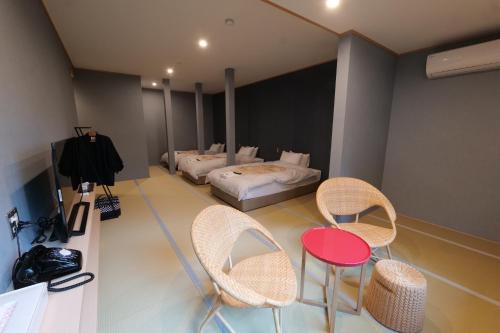 Kusatsu Onsen Kusatsu Hotel 1913 - Room Options and Features