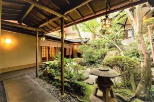 Kyoto Ryokan SAKANOUE Review - Accommodations and Amenities