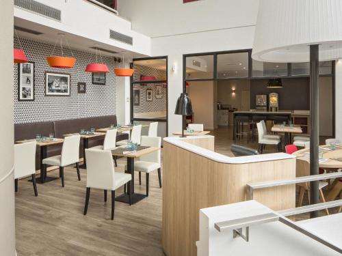 Kyriad Paris Est - Bois De Vincennes - Amenities and Services