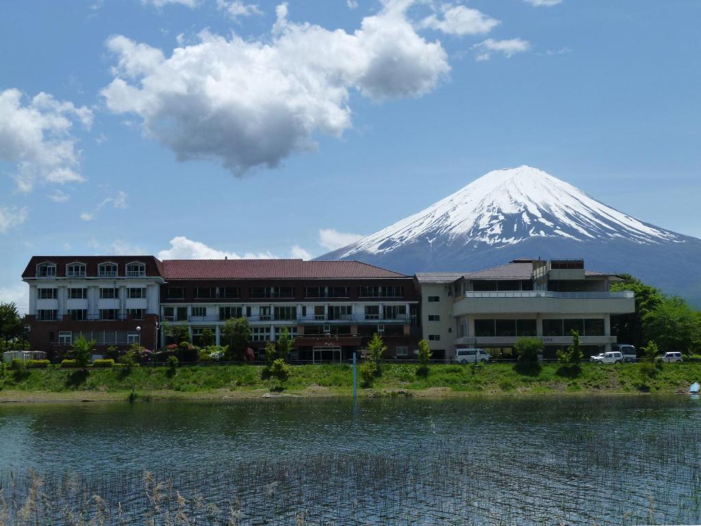 Lakeland Hotel Mizunosato - Accommodations and Amenities