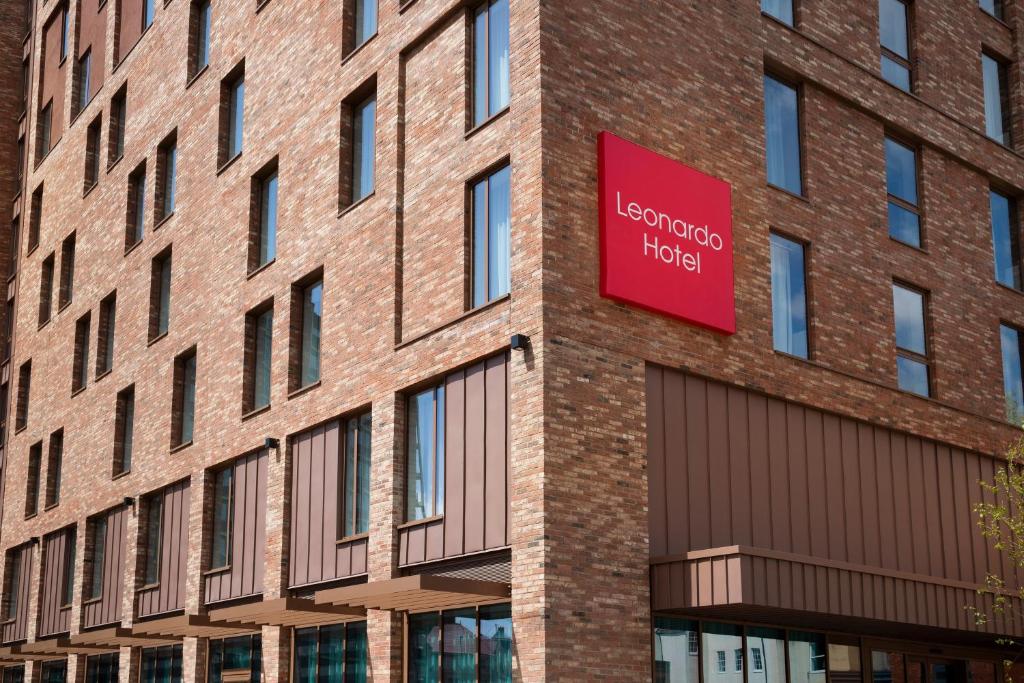 Leonardo Hotel Bristol City - Location and Accessibility