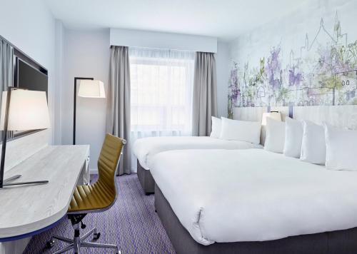 Leonardo Hotel Exeter - Convenient Location