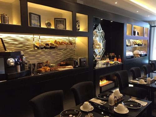 Little Madeleine Hotel - Facilities and Amenities