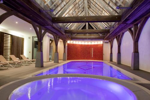 Logis Hotel Le Parc & Spa - Breathtaking Mountain Vistas