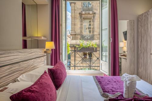 Louvre Marsollier Opera - Location and Accessibility