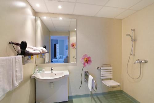 Luberon Suite Home Apartment - Amenities and Facilities