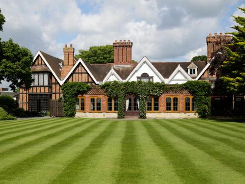 Macdonald Alveston Manor Hotel & Spa - Accommodation Options Detailed