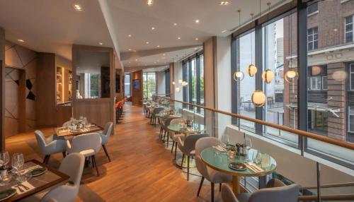 Maldron Hotel Manchester Cathedral Quarter - Convenient Location