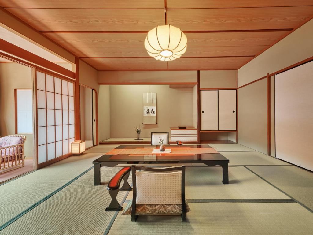 Mansuirou Review