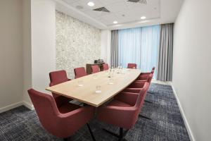 Marlin Waterloo - Amenities and Services