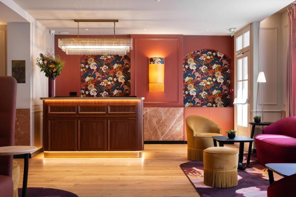 Mayflower Opera Hotel - Accommodation Options