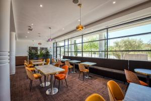 Mercure Aix-en-Provence La Duranne Gare TGV - Accommodation and Amenities