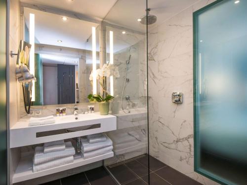 Mercure Ajaccio - Guest Room Accommodations