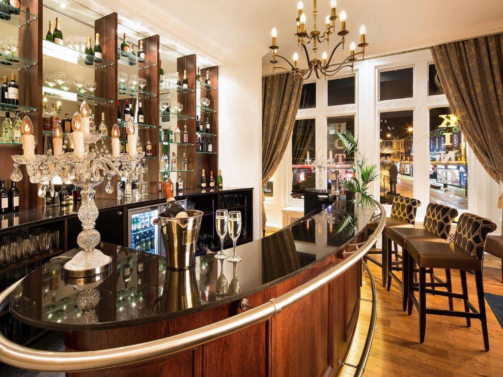 Mercure Darlington Kings Hotel - Dining and Restaurants