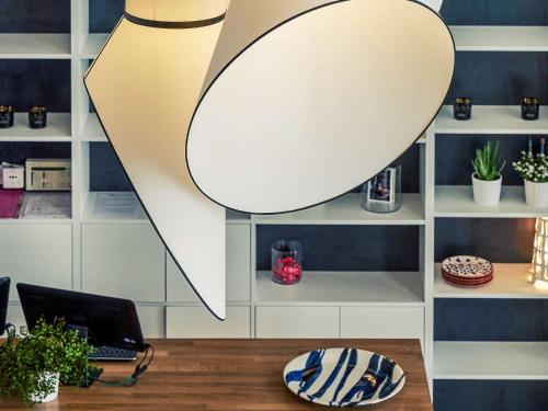 Mercure Hotel Brest Centre Les Voyageurs - Amenities and Services