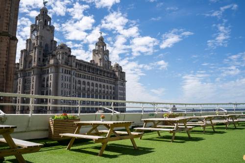 Mercure Liverpool Atlantic Tower Hotel - Location and Accessibility