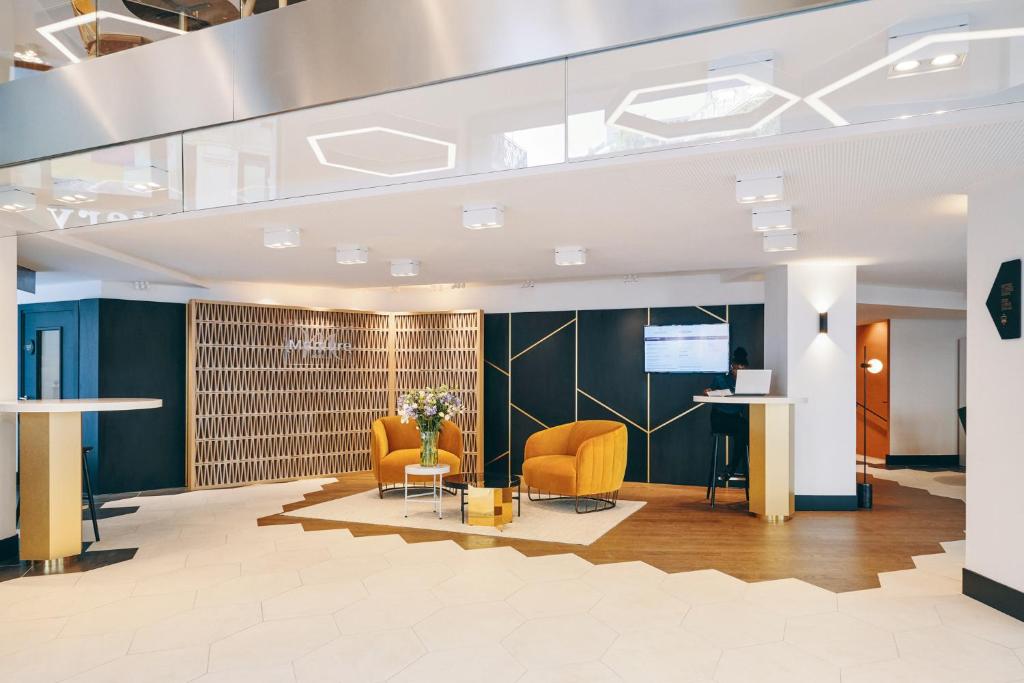 Mercure Marseille Canebière Vieux-Port - Hotel Features and Amenities