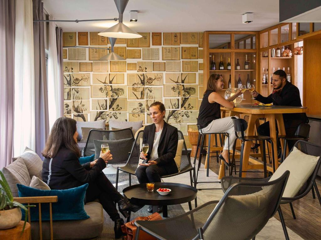 Mercure Paris Bastille Saint Antoine - Rooms and Accommodations