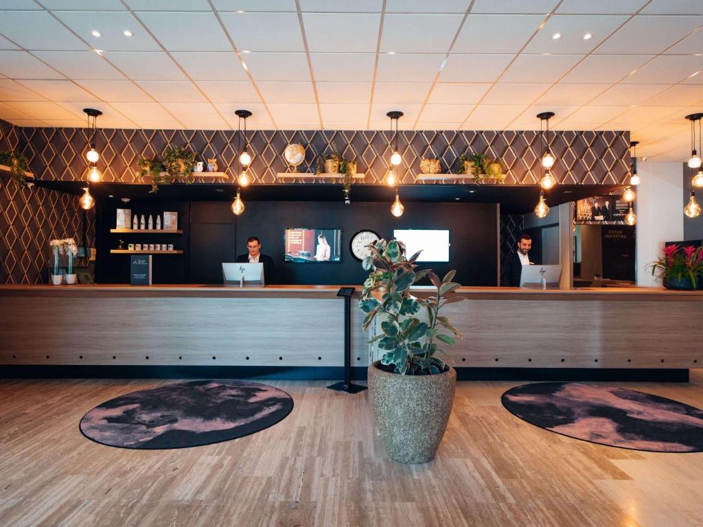 Mercure Paris Orly Rungis Airport - Spacious and Modern Accommodations