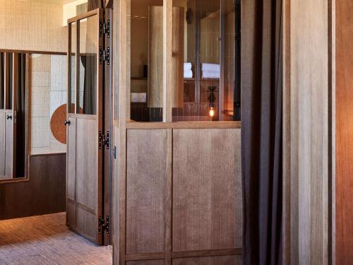 Mercure St Malo Front De Mer - Accommodations and Amenities