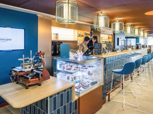 Mercure Toulouse Centre Saint-Georges - Room Types and Amenities