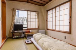 Mikawaya Inn - Room Features and Amenities