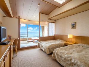 Mikazuki Sea-Park Hotel Katsuura - Guest Experience and Reviews