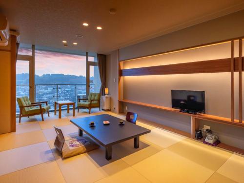 Mikuma Hotel - Facilities and Amenities