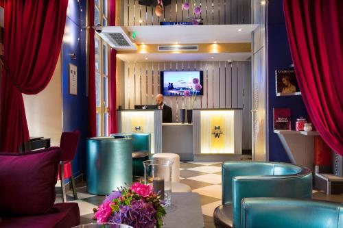 Monceau Wagram Hotel - Location and Accessibility