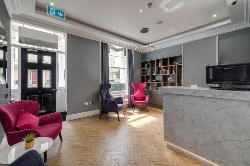 Mornington Hotel London Victoria - Location and Accessibility