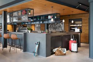Moxy Bristol - Facilities and Amenities Overview
