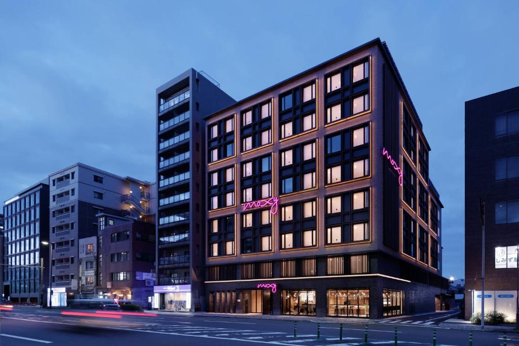 Moxy Kyoto - Accommodations and Amenities