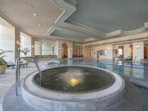 Nagoya Marriott Associa Hotel - Convenient Location
