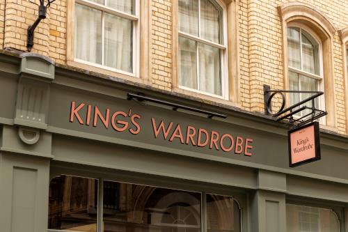 Native Kings Wardrobe, St Pauls - Accommodation Options