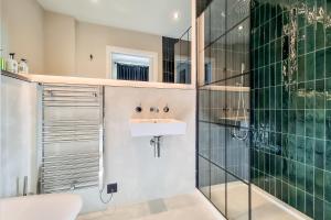 New Holgate - Guest Ratings and Reviews