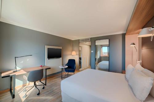 NH Nice - Location and Accessibility
