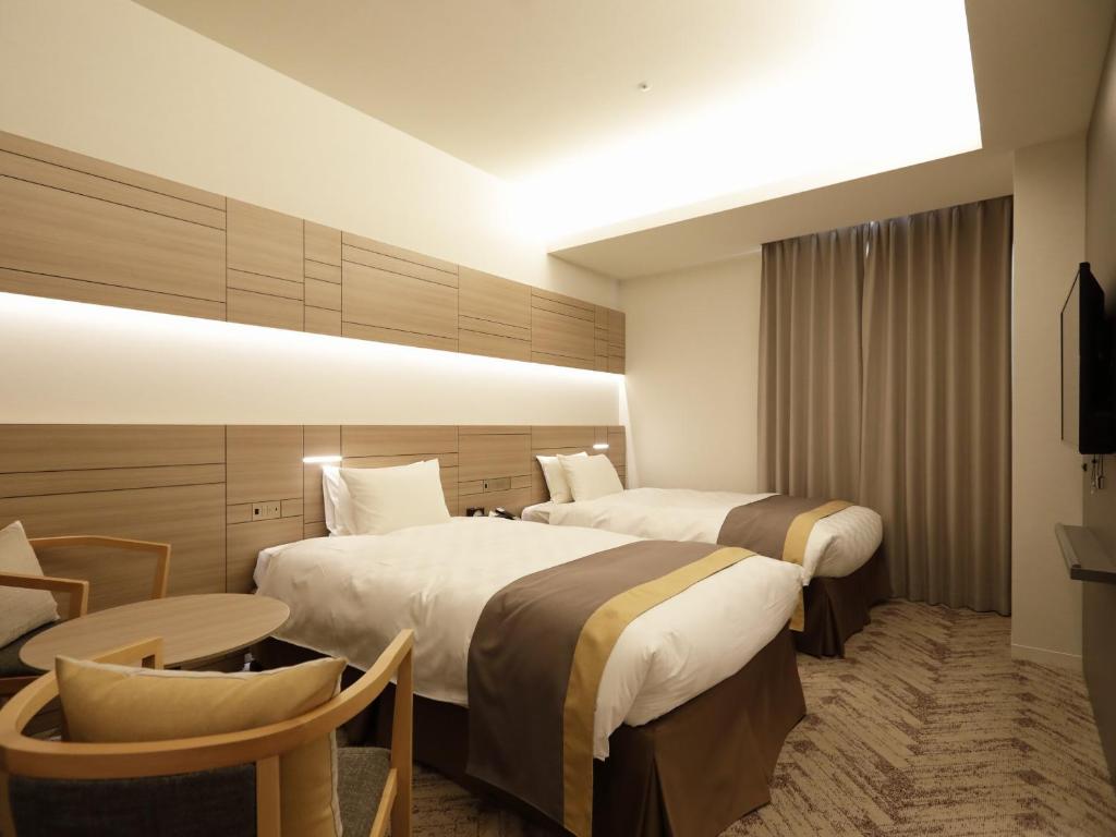 Nihon Seinenkan Hotel Review