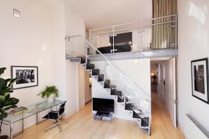 No.5 Maddox Street - Accommodation Features