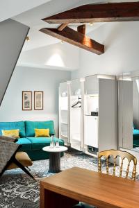 Normandy Shipyard - Hotel Features and Amenities