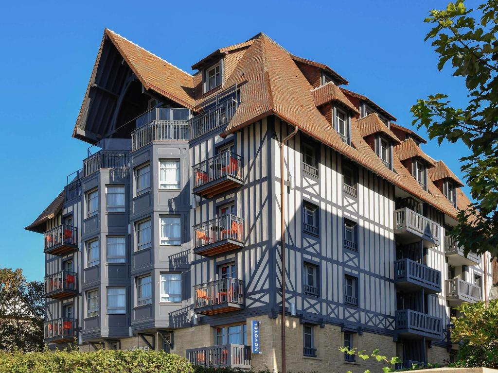 Novotel Deauville Beach - Convenient Location
