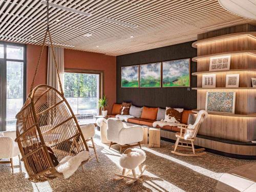 Novotel Megève Mont-Blanc - Room Features and Amenities