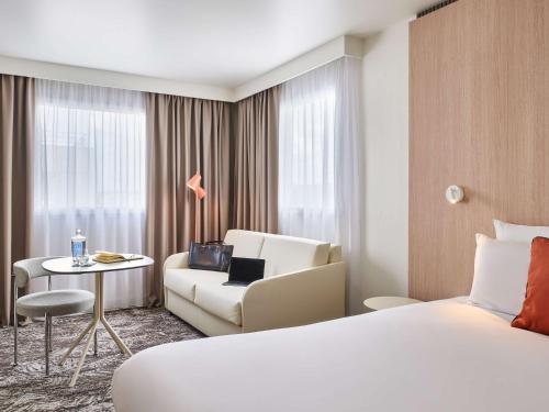 Novotel Paris 13 Porte D'italie - Room Amenities and Features